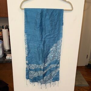 Blue silk blend circular geometric Patterned Scarf/wrap